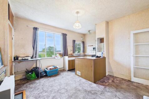 3 - 3-bedroom terraced house.jpg