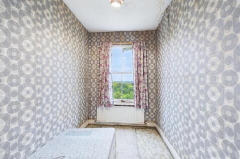 9 - 3-bedroom terraced house.jpg