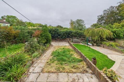 18 - 3-bedroom terraced house.jpg
