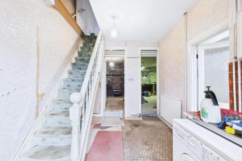 12 - 3-bedroom terraced house.jpg