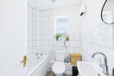 5 - Two bedroom flat.jpg