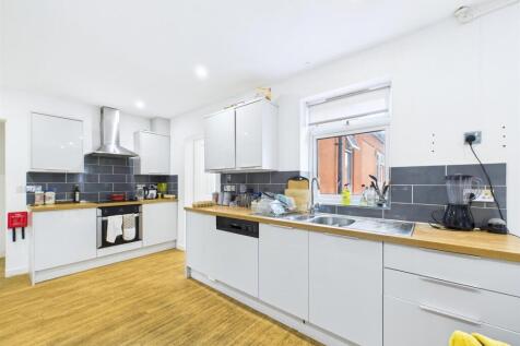 20 - 8 bedroom HMO.jpg