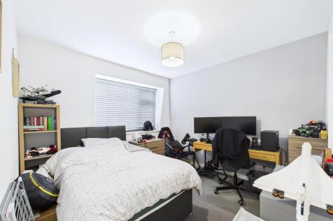 5 - 8 bedroom HMO.jpg