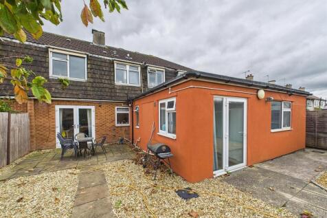 17 - 8 bedroom HMO.jpg