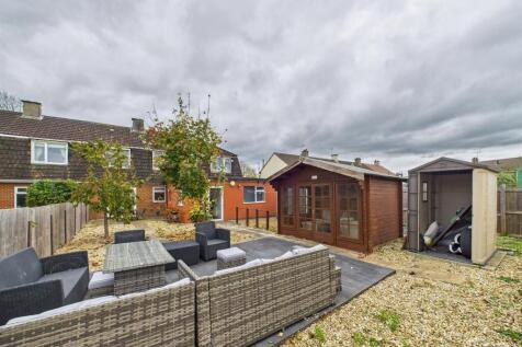 18 - 8 bedroom HMO.jpg