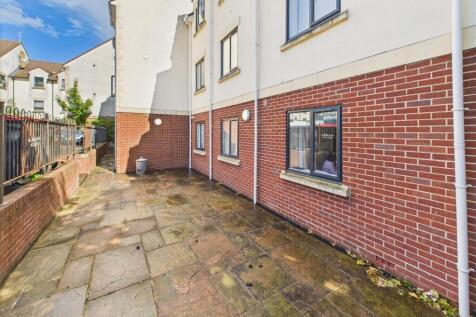 19 - Modern Block of 12 Flats for Auction, Bristol