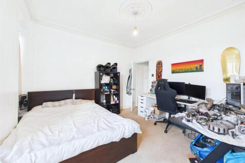 18 - Semi-detached House for Auction, Pill.jpg