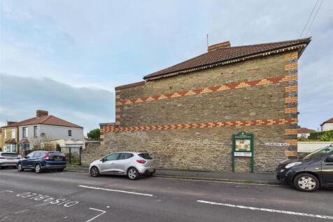 11 - Victorian House for Auction, Kingswood, Brist