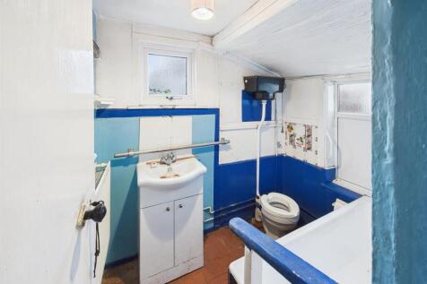 13 - Victorian House for Auction, Kingswood, Brist