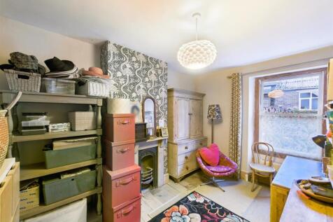 12 - 3 bedroom semi.jpg