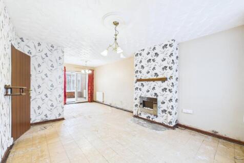 2 - 3-Bed Semi in Yate.jpg