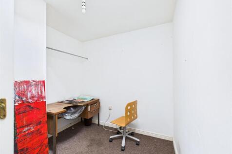 4- Flat 99 The Maytrees.jpg