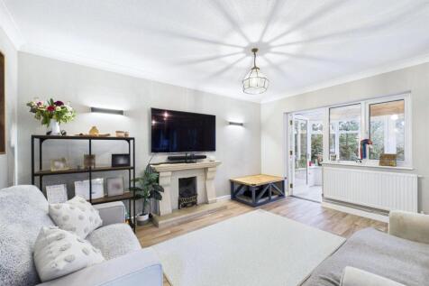 5 - 4 bedroom chalet bungalow.jpg