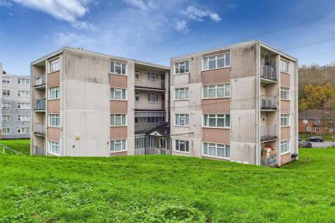 1 - Two Bedroom Flat for Auction, Lawrence Weston.
