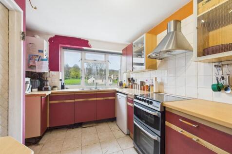 3 - Two Bedroom Flat for Auction, Lawrence Weston.