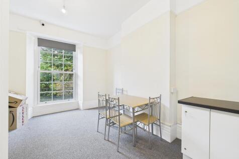 7 - Substantial Four Storey Building For Sale, Sou