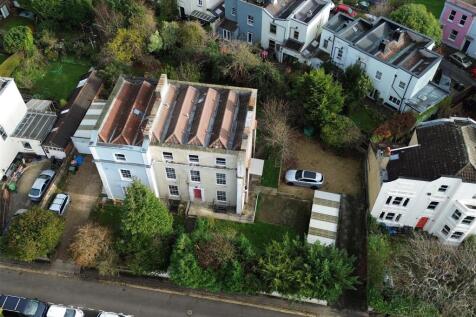 23 - Substantial Four Storey Building For Sale, So