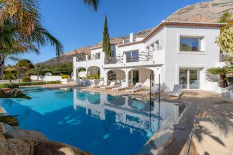 Property Image 4