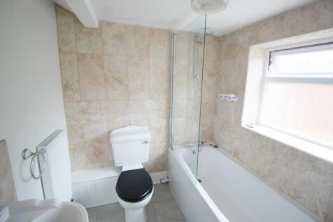 Bathroom.JPG