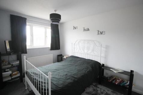Bed 2.JPG