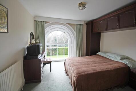 bed 3.JPG