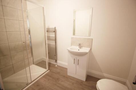 Ensuite.JPG