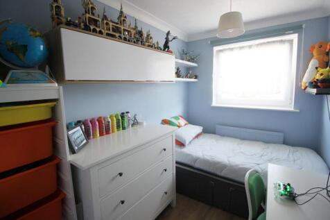 Bed 3.JPG