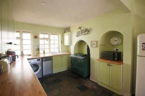 Kitchen.JPG