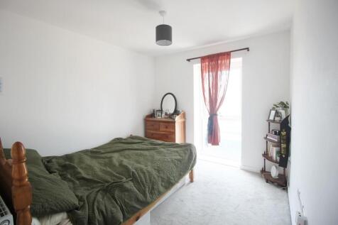 Bed2.JPG