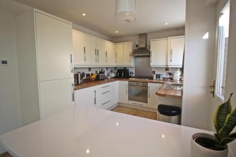 Kitchen 2 New.JPG