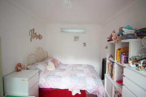 Bed 2.JPG