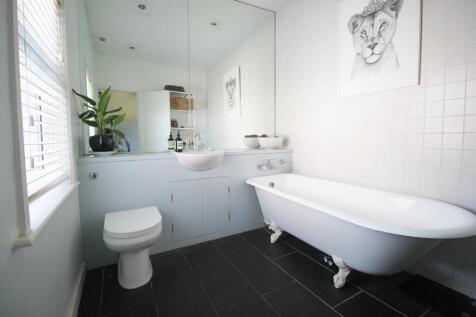 Bath.JPG