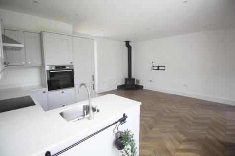 Kitchen 2 NNNN.JPG