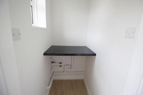 Utility cupboard new.JPG