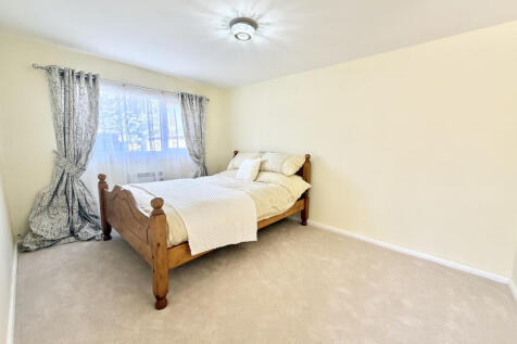 Main Bedroom.jpeg