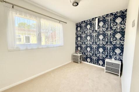 Bedroom 2.jpeg