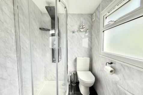 Shower Room.jpeg