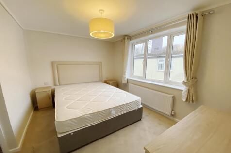 40stour bed1 (Copy)