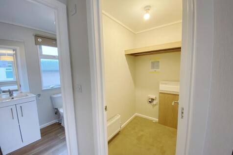 Walk-in Wardrobe