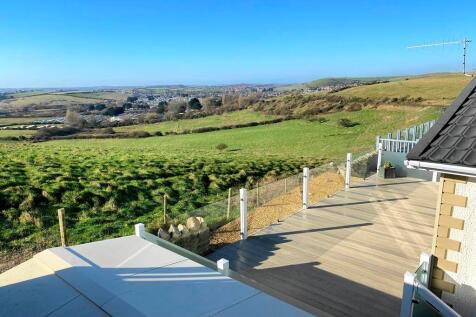 Sea &amp; Rural Views