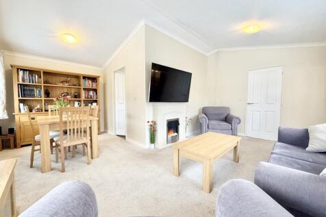 Lounge (3).jpeg