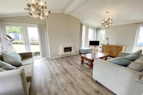 Large Lounge