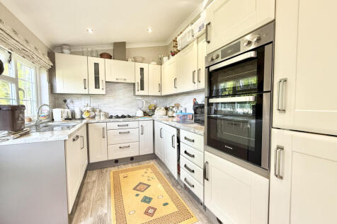 Kitchen.jpeg