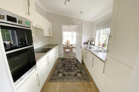 Fitted Kitchen