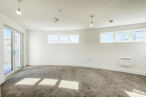 Living Room / Kitchen