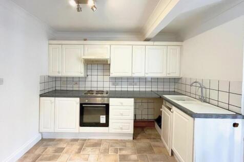 Living Room / Kitchen