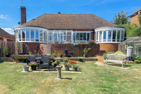 Large Rear Garden