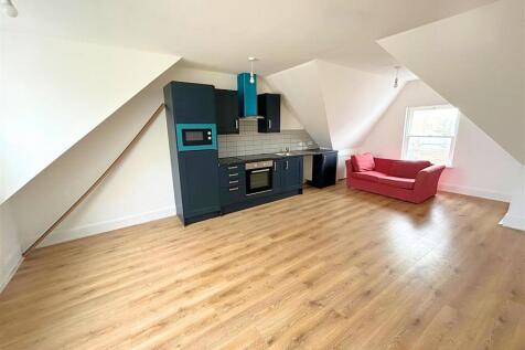 Living Room / Kitchen