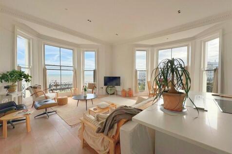 Kitchen/Living Room