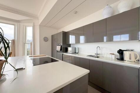 Kitchen/Living Room